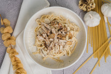 Load image into Gallery viewer, CHICKEN ALFREDO WITH TRUFFLE OIL
