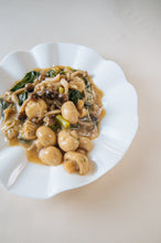 Load image into Gallery viewer, STIR FRIED CHOYSUM AND MUSHROOMS
